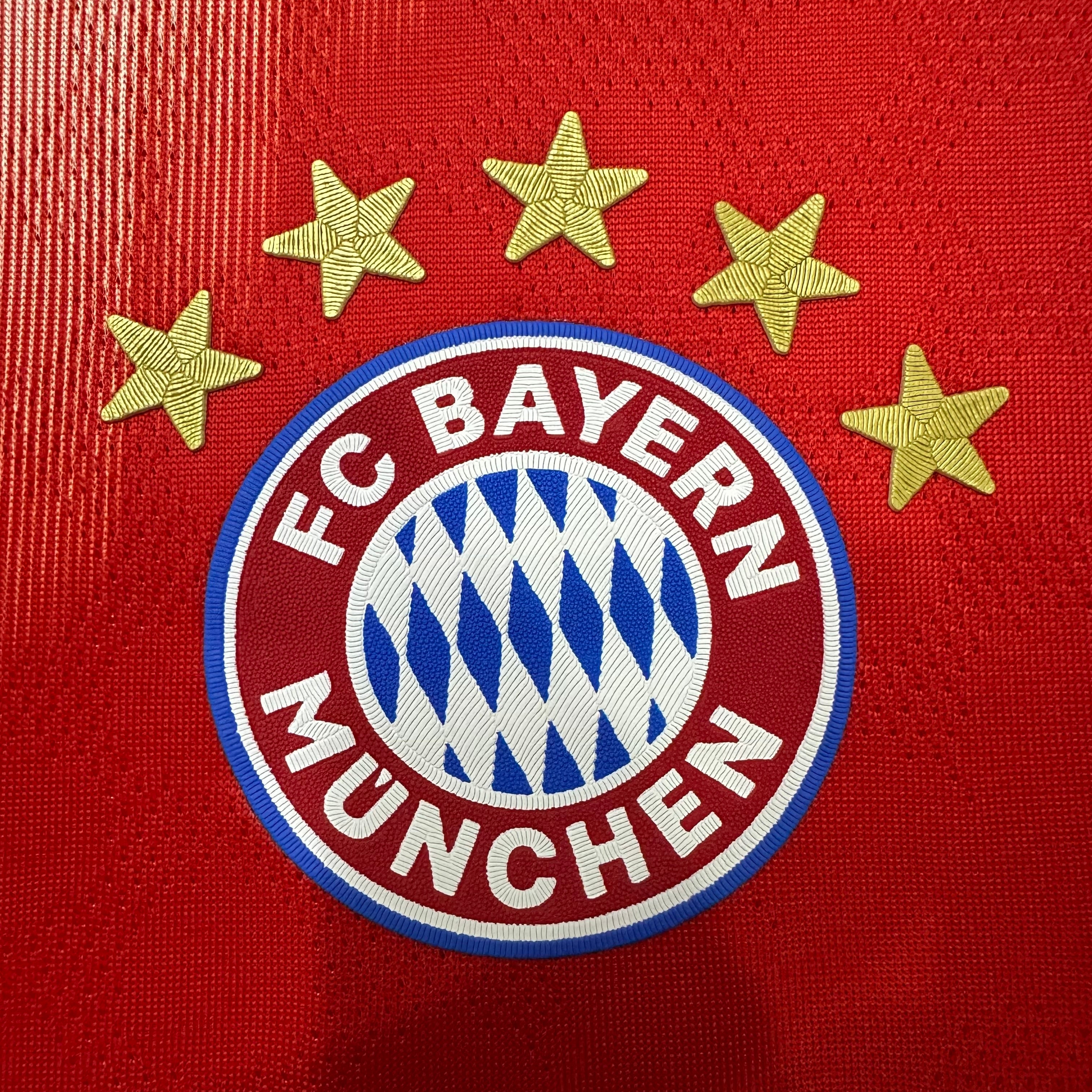 Bayern Minhen 25/26
